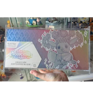 Caja de Acrílico para Colección Superpremium Evoluciones Prismáticas | Protector 4mm con Pasador ✨